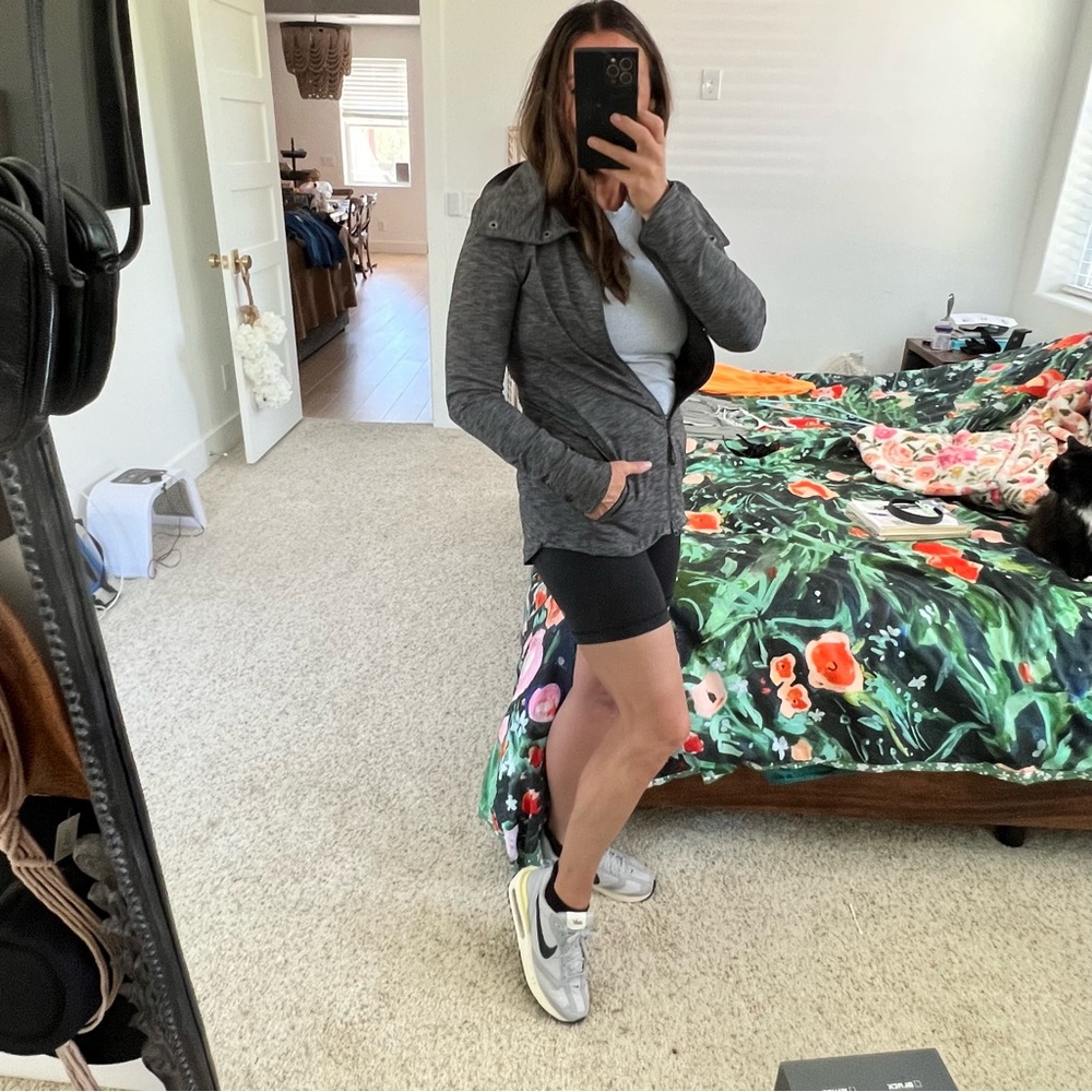 GAIAM FOLLOW MY LINE YOGA JACKET